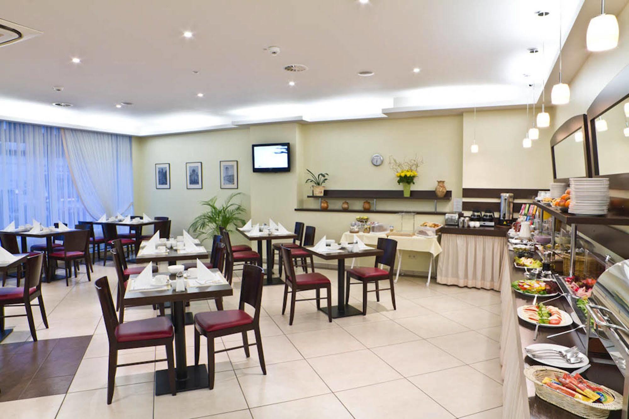 Ivbergs Hotel Messe Nord Berlin Luaran gambar