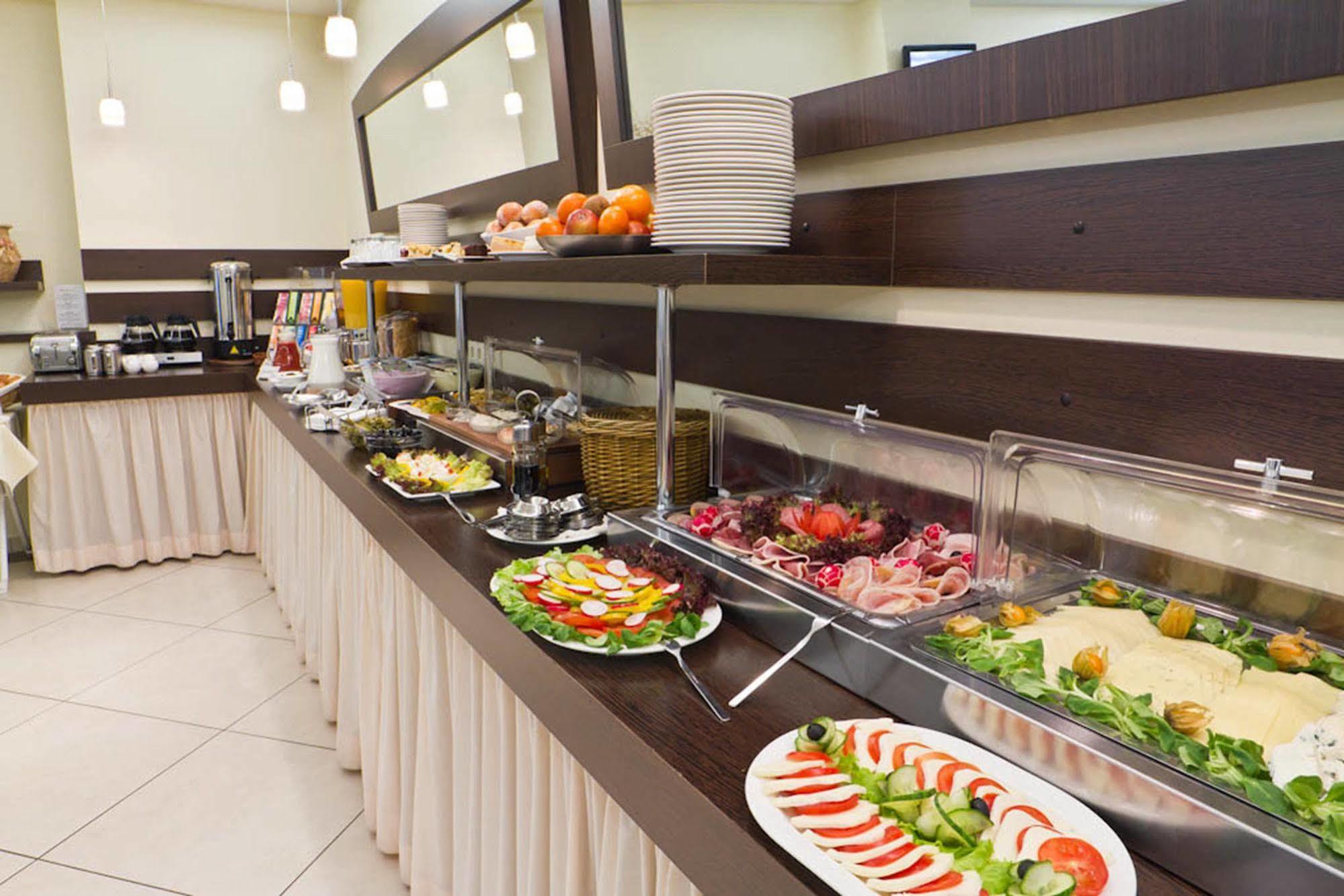Ivbergs Hotel Messe Nord Berlin Luaran gambar