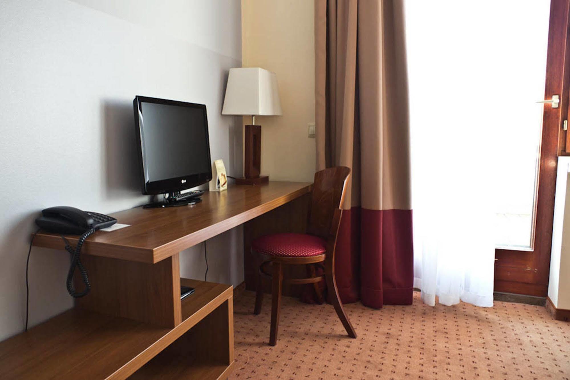 Ivbergs Hotel Messe Nord Berlin Luaran gambar