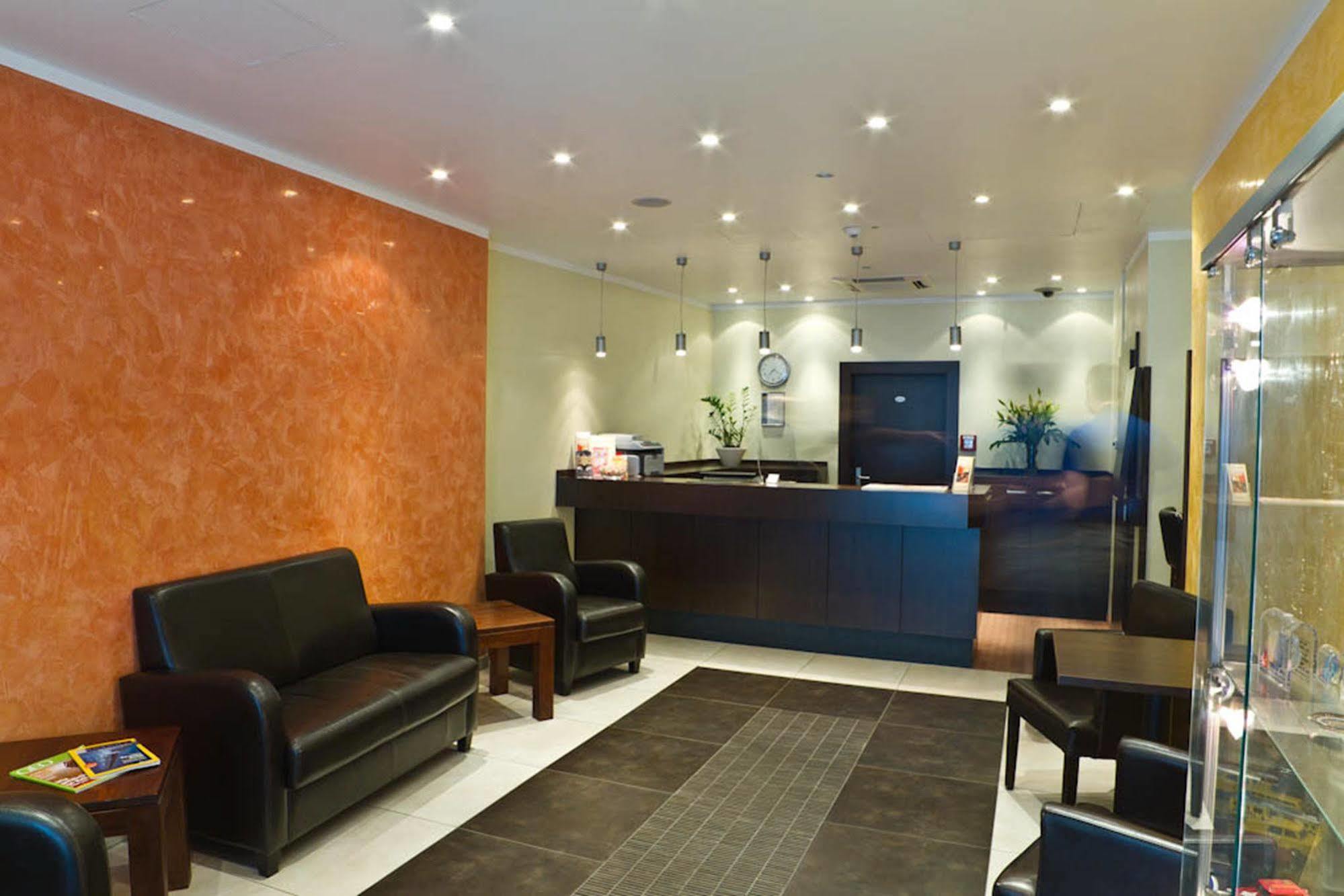 Ivbergs Hotel Messe Nord Berlin Luaran gambar